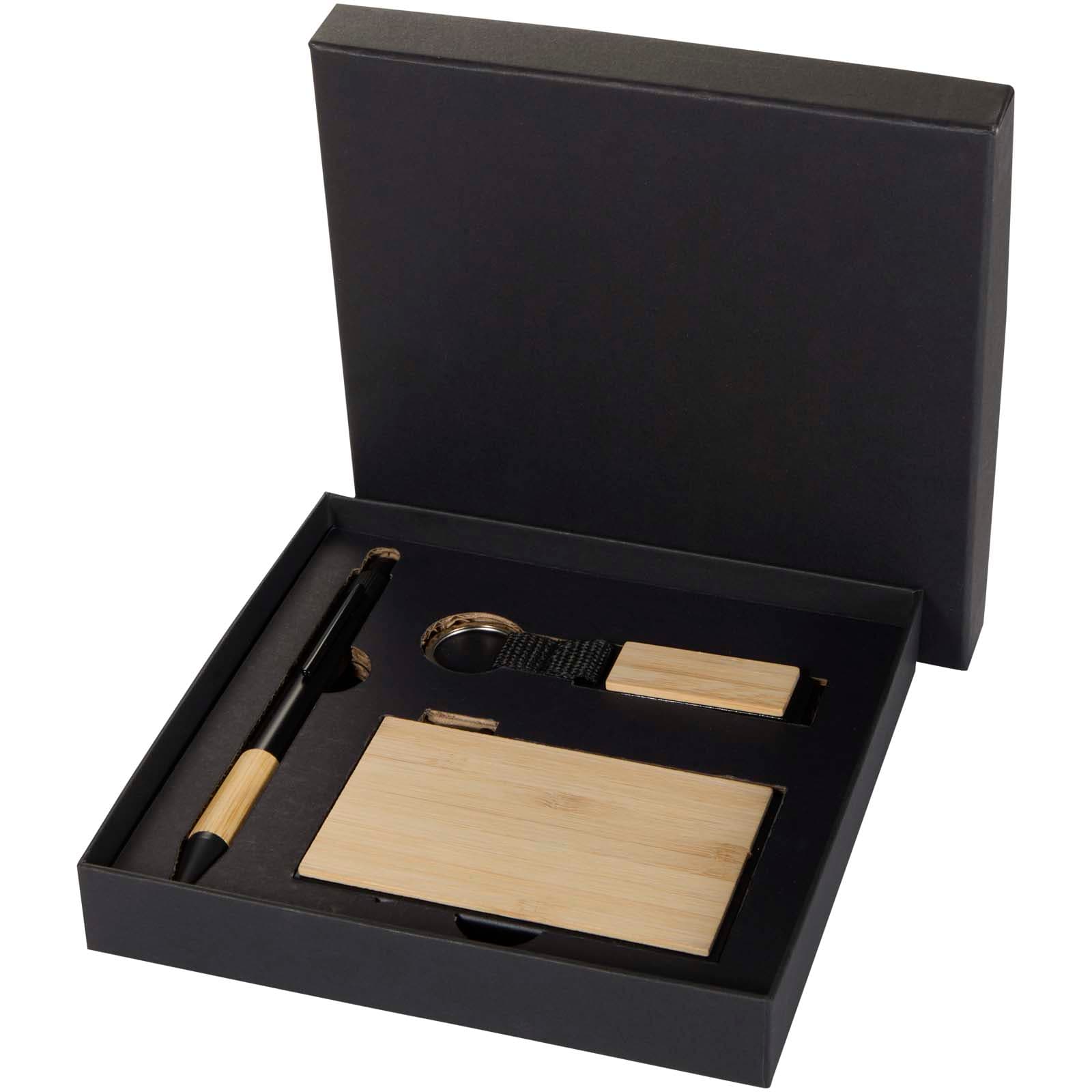 Minka RCS recycled aluminium ballpoint pen, keychain and RFID card holder gift set